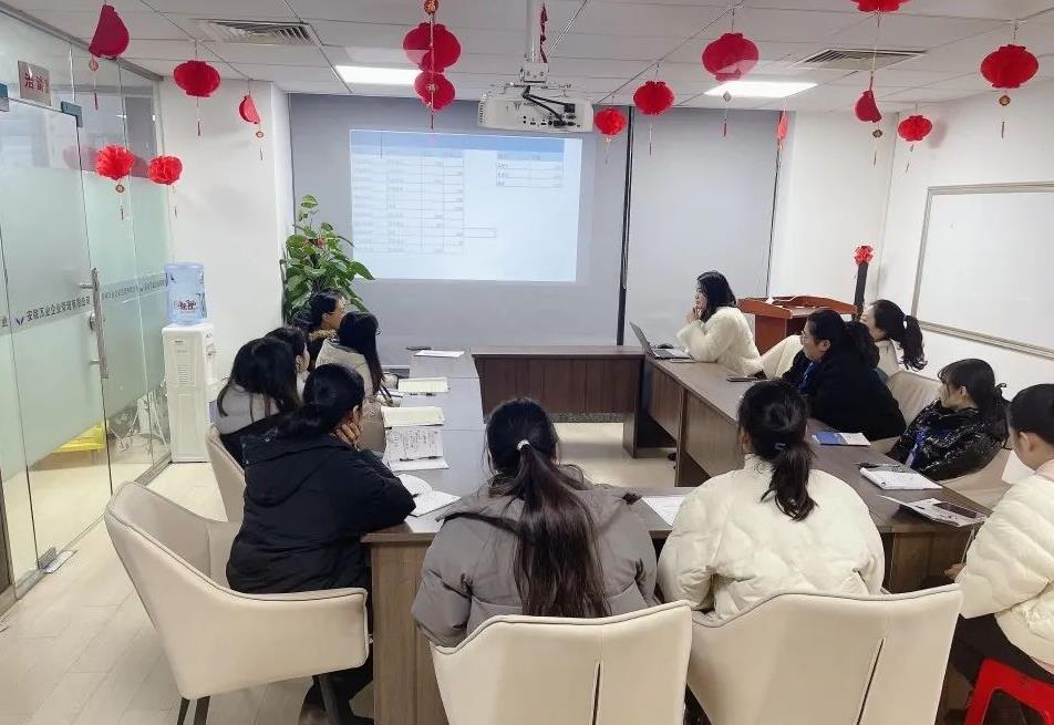 學習財務(wù)內(nèi)賬外賬知識